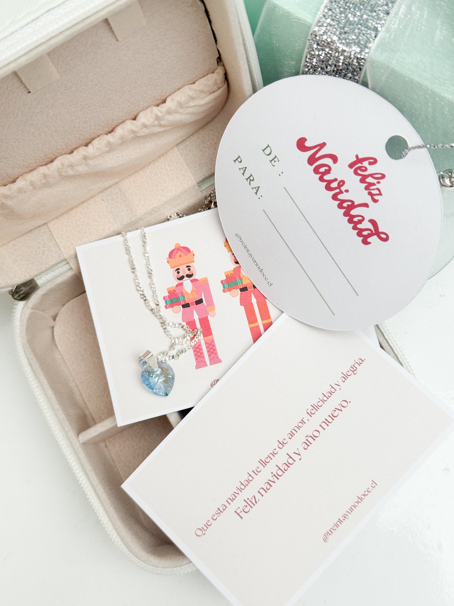 Box navideña cascanueces