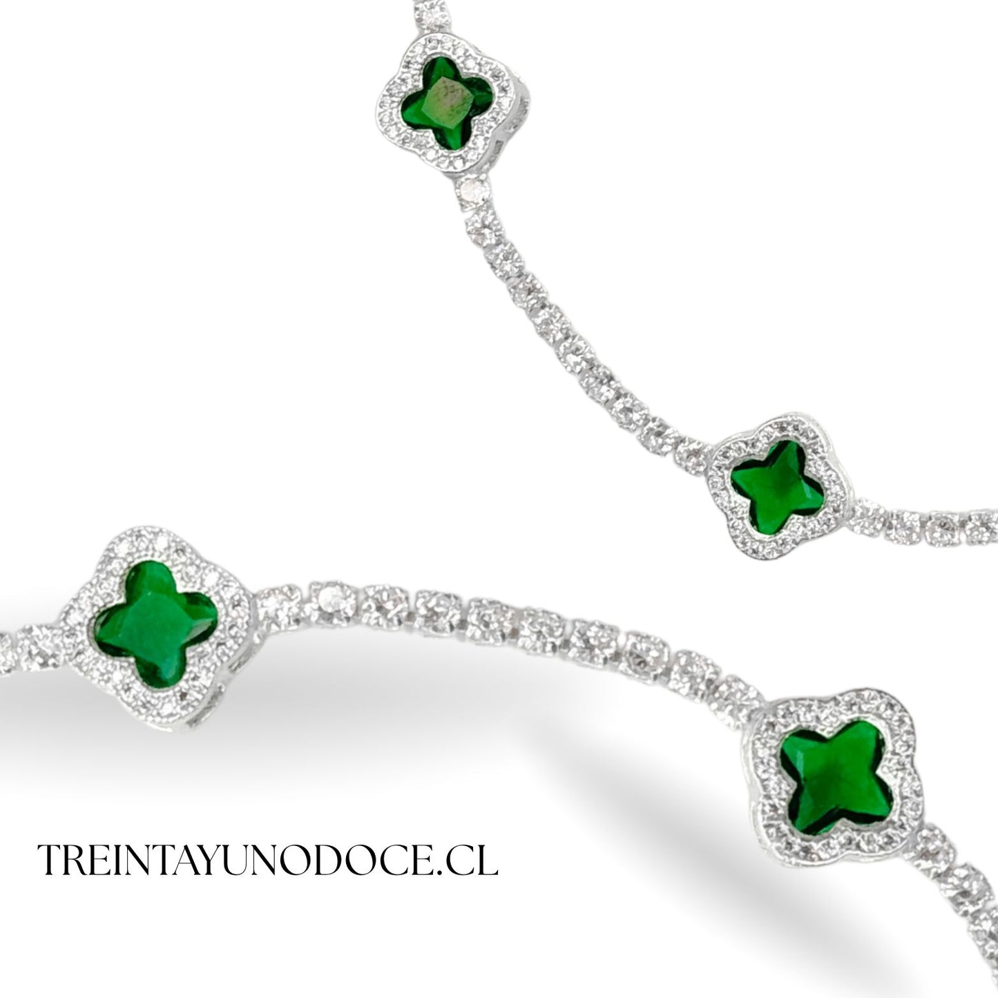 Collar VC verde esmeralda